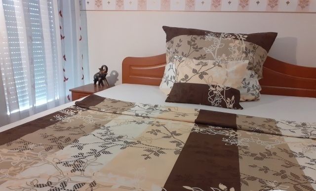 Pamut ágyneműhuzat garnitúra 7675 barna