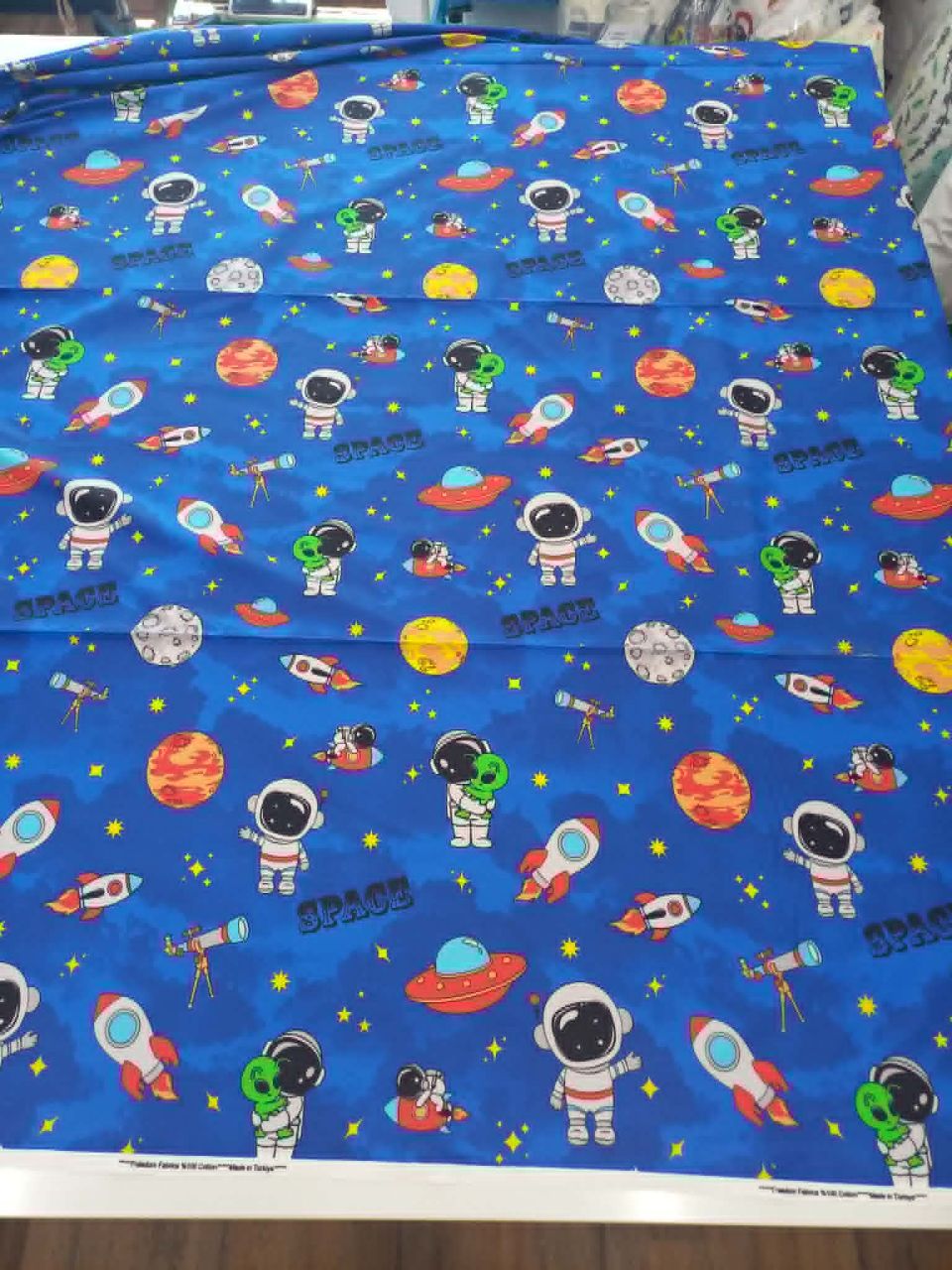 Pamut anyag 240cm széles Space Pamut anyag 240cm széles Space